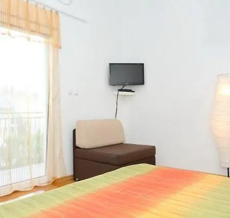 Ferienapartment Mit Balkon Fuer Fuenf Personen Apartamento