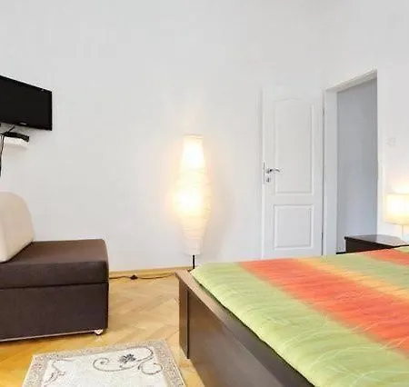 Apartamento Ferienapartment Mit Balkon Fuer Fuenf Personen *