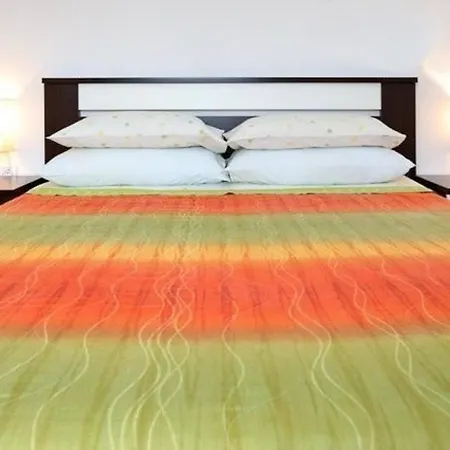 Ferienapartment Mit Balkon Fuer Fuenf Personen 아파트 *